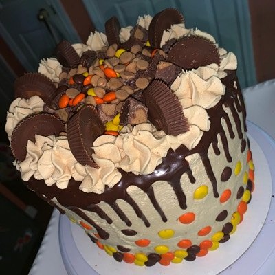 Reese’s Lover Cake🧡🤎