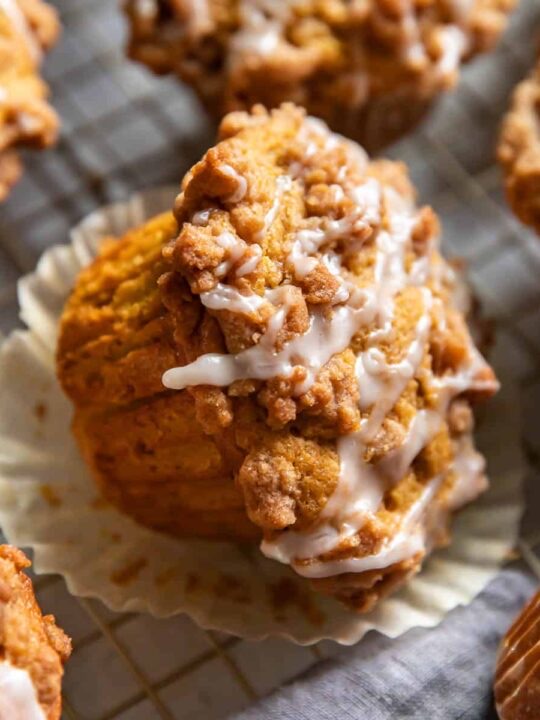 Pumpkin Coffee Cake Muffins 
