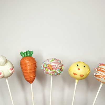 Easter Carrot Cake Pops! 