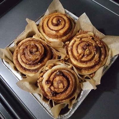 Sourdough Cinnamon Rolls 4 Pack-Banana Walnut