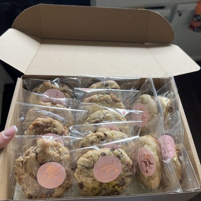 1 dozen cookies