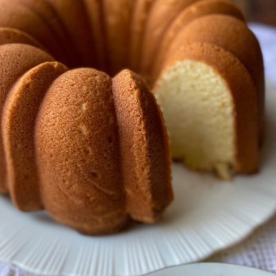 Old Fashion Pound Cake