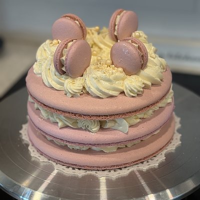 Macaron Cake