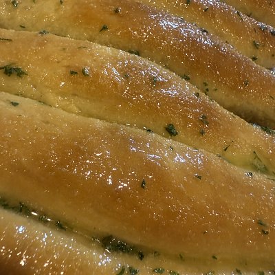 Garlic Butter Sourdough Breadsticks (8ct)