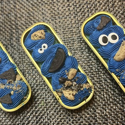 Cookie Monster Mini Loaf Cake 