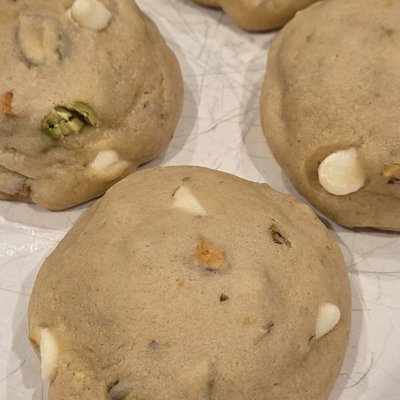 Sourdough Pistachio White Chocolate Cookies