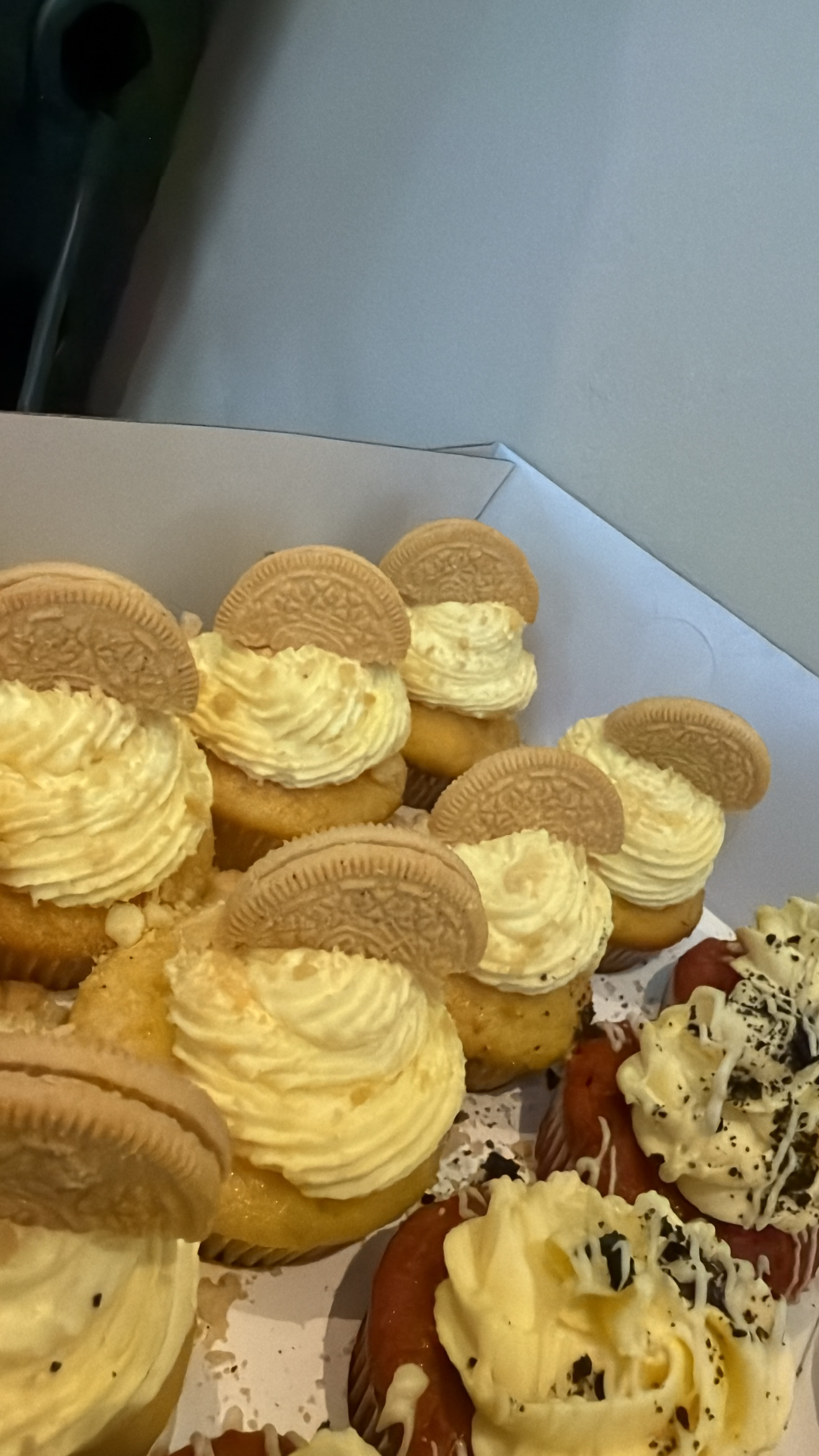 Golden Oreo Cupcakes