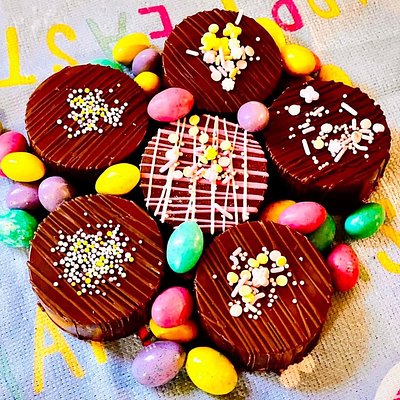 Chocolate Covered Oreos (6)