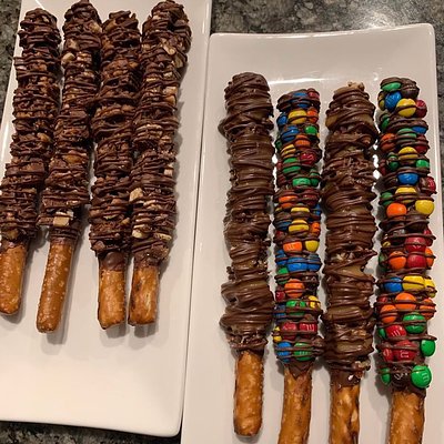 Chocolate Covered Pretzels 