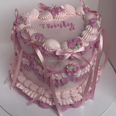 6” cake (Small, 8-10 servings)