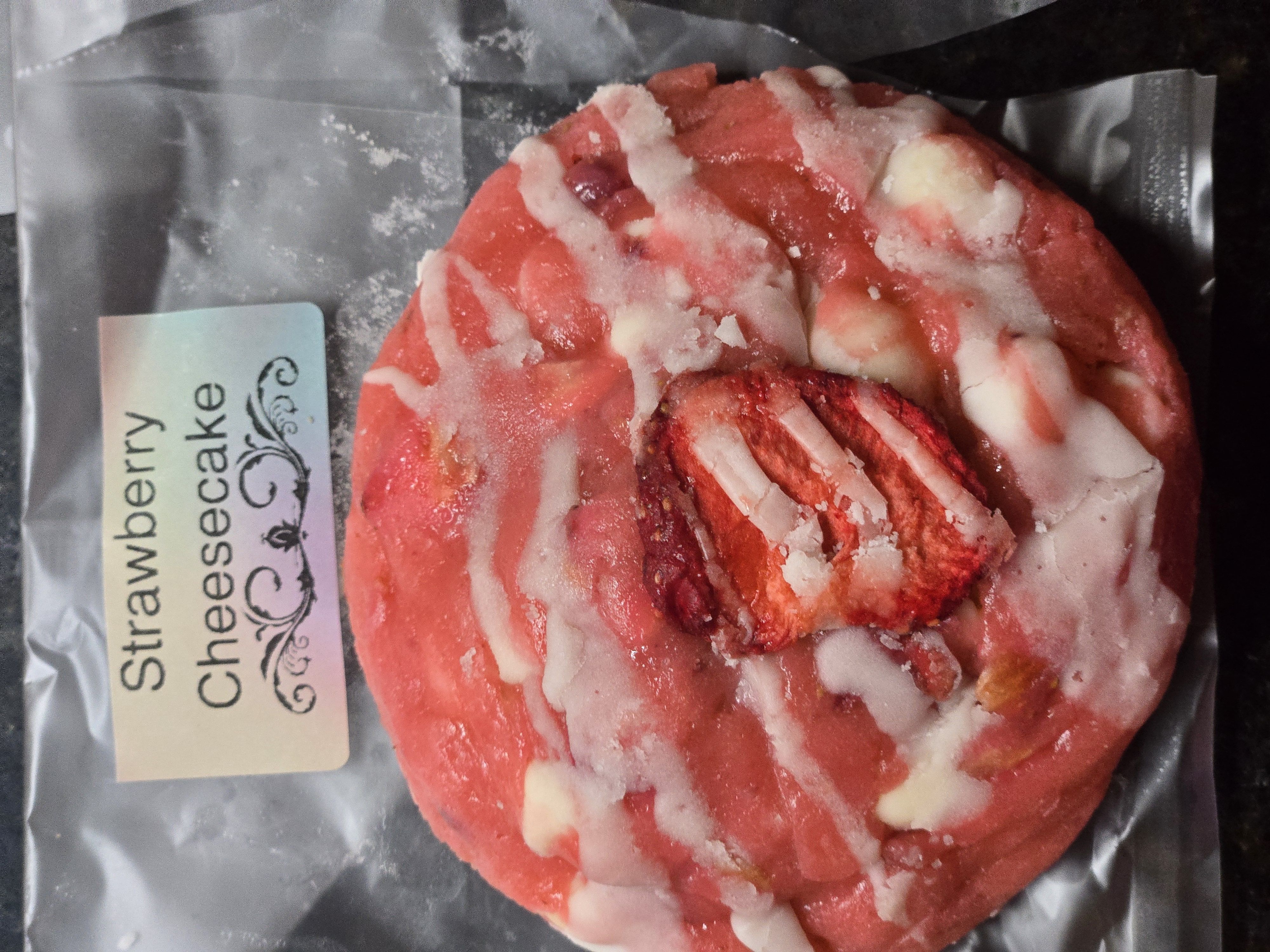 Strawberry Cheesecake Cookies 