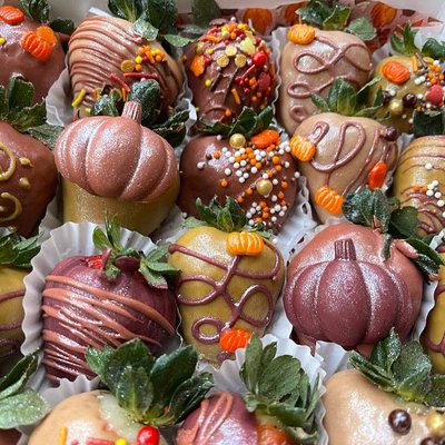 Custom Design Strawberries (12)