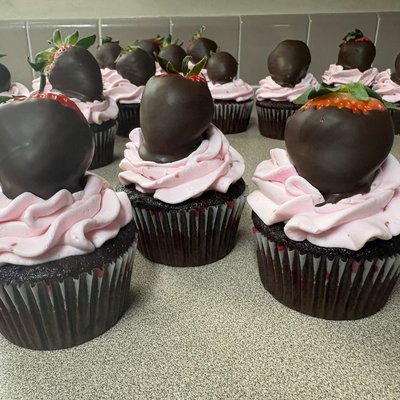Valentines Cupcakes Half Dozen