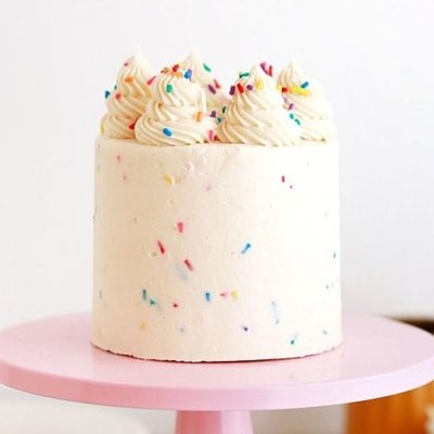  Custom 4 Inch Double Layer Cake