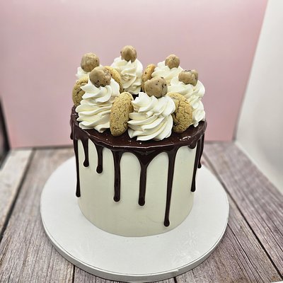 6 Inch Cake [Serves 10-14]