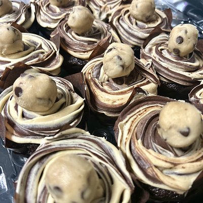 Cookie Dough Cupcakes 