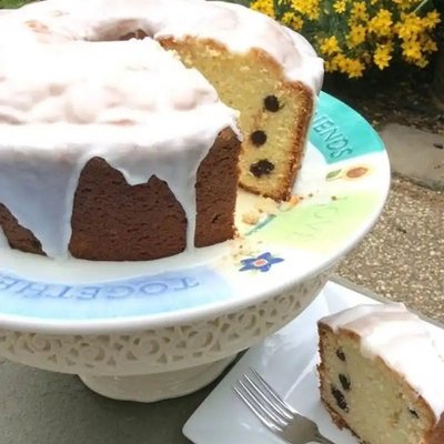 Mile High: Blueberry Lemon Pound Cake 