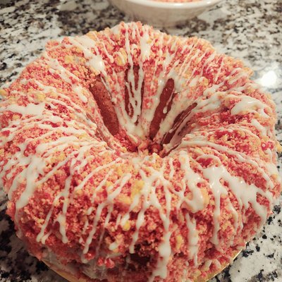 Classy's Strawberry Crunch Pound Cake