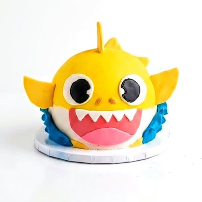 Character/ Sculpted Cakes 