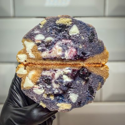 MEGA: Blueberry Cheesecake 🫐