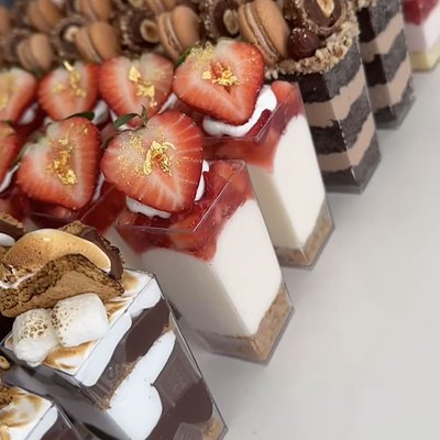 Cake Cups - 12 