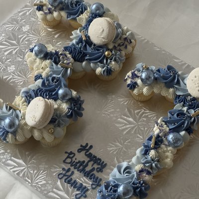 Cupcake Cake