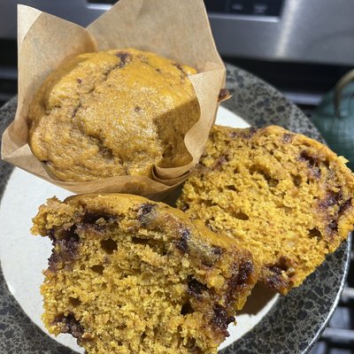 4 Pack Pumpkin Cinnamon Chip Muffins