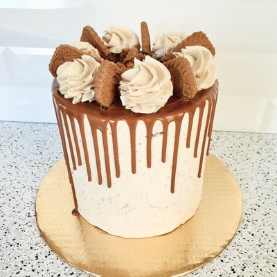 Biscoff Cake