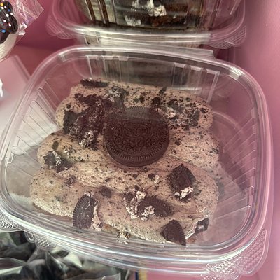Chocolate Oreo Cake Slice