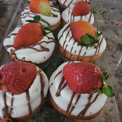 Strawberry Cupcakes 