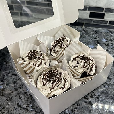 Reeses Or Oreo Cupcakes