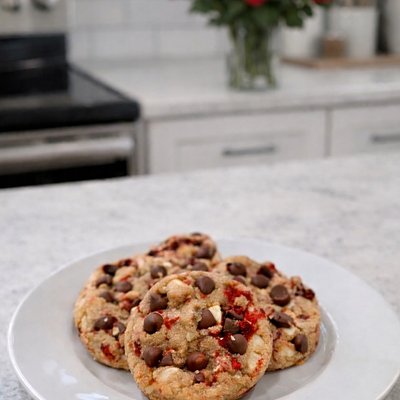 Chocolate Chip Strawberry Cookies