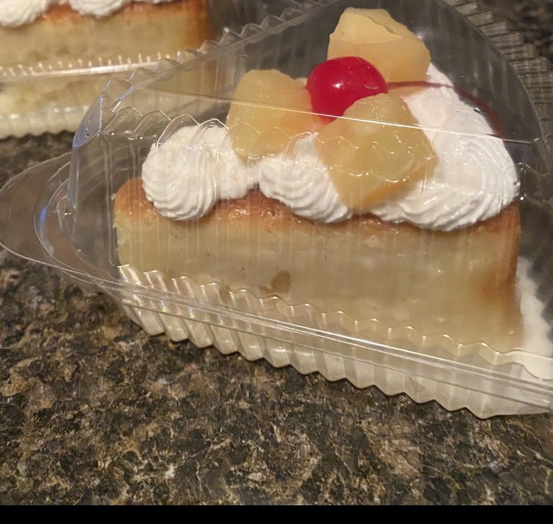 Piña colada Cake