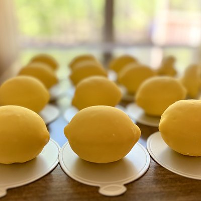 Lemon Fruit Pastry