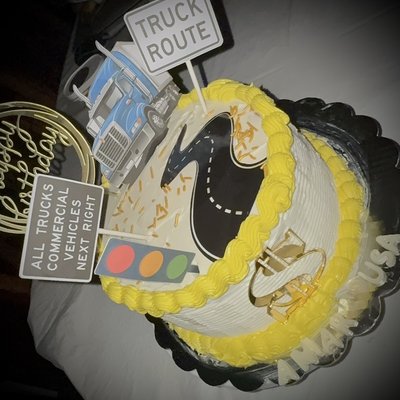 8” Double Layer Cake