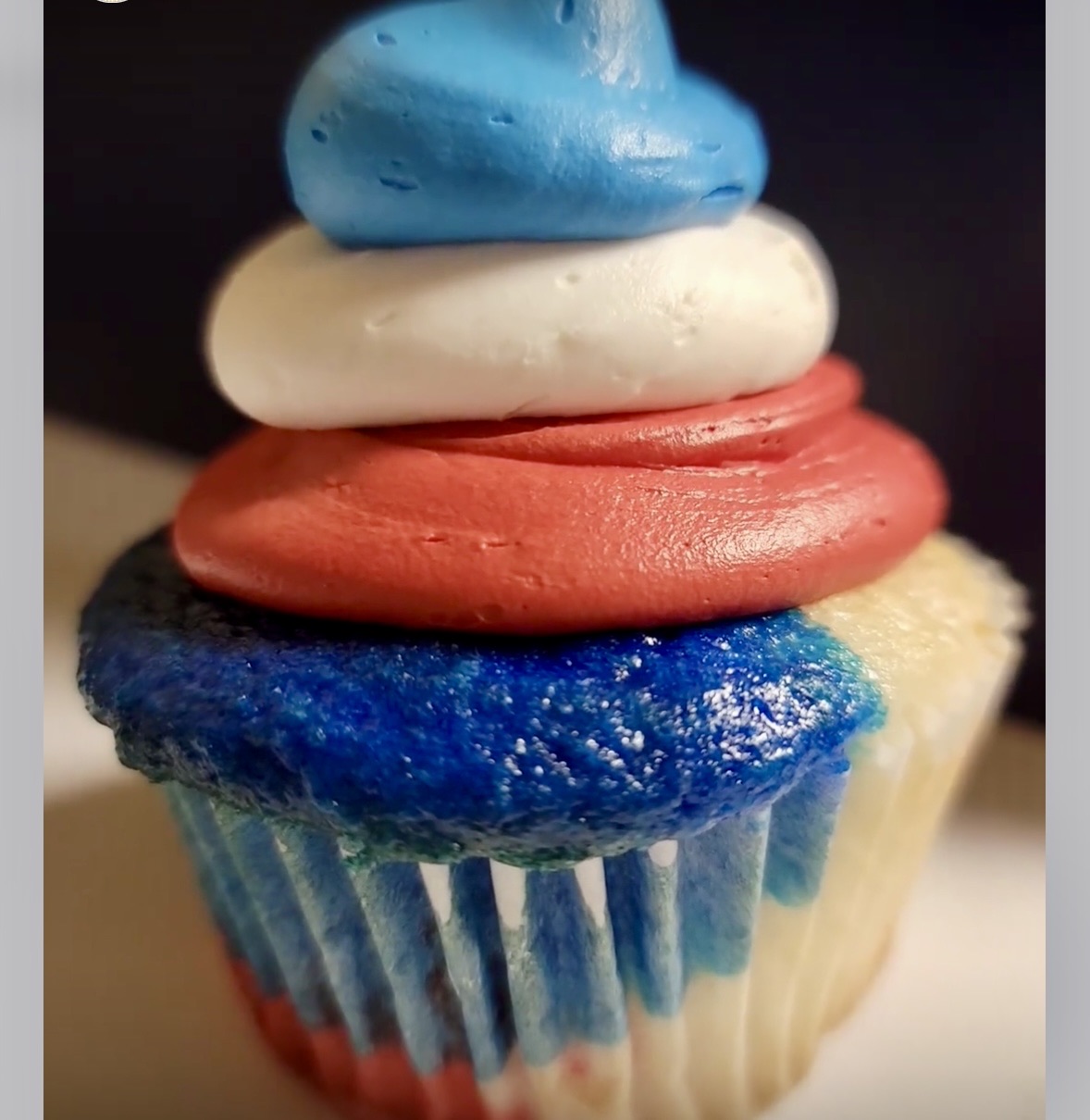 Red, White, & Blue Cupcakes