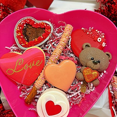Medium Valentine’s Day Box