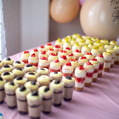Dessert Shooters (1 DZN)