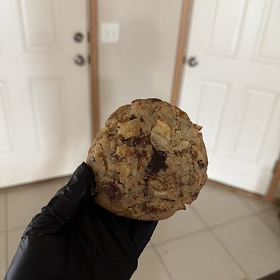 The Outlaw Cookies (fudge centers)