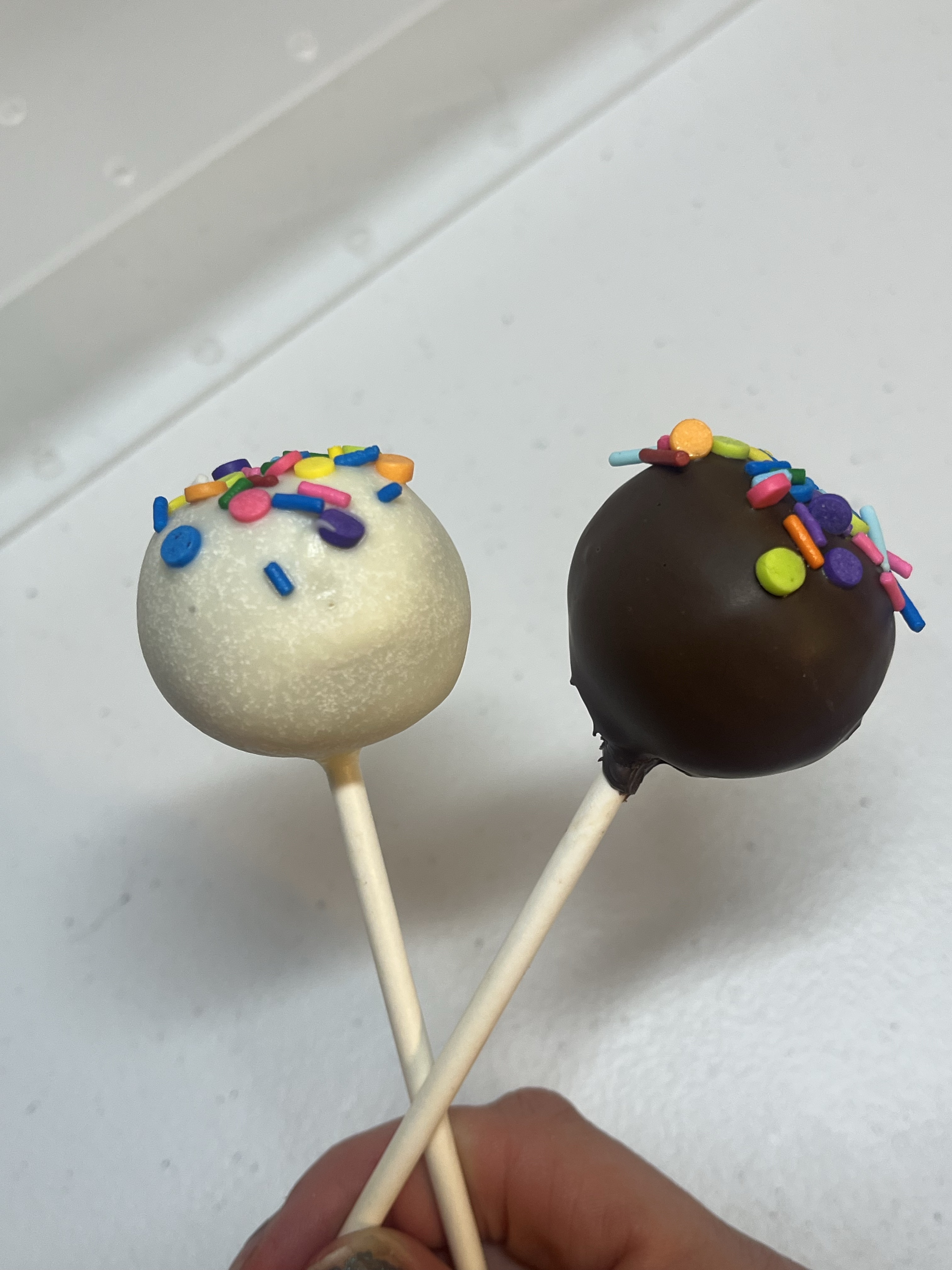Classic Dozen Cake Pops