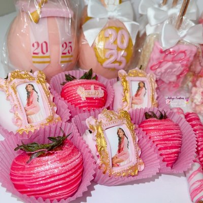 Custom Theme Strawberries 