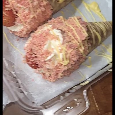 Cheesecake Stuffed Cone 