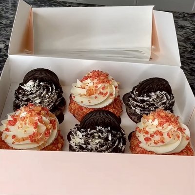 Assorted Cupcakes (Half Dozen)