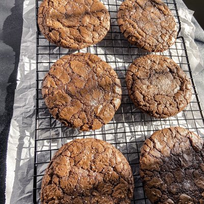 Brownie Crinkle Cookies