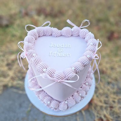 6 Inch Heart Cake