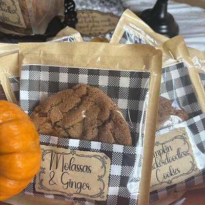 Organic Molasses & Ginger  Each