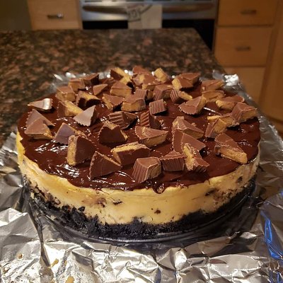 Peanut Butter Cheesecake 9in 