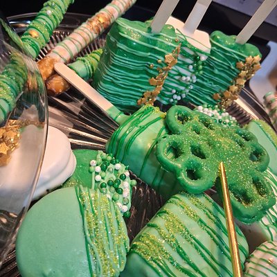 St.Patricks Dipped Rice Krispy Treats Only