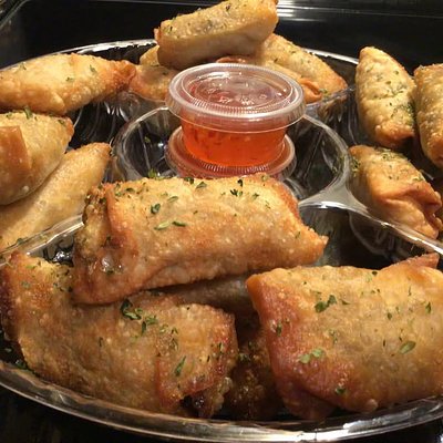 NYE's MENU Philly Cheesesteak Or Garlic Chicken Eggrolls ,Pick Up 6PM 12/31
