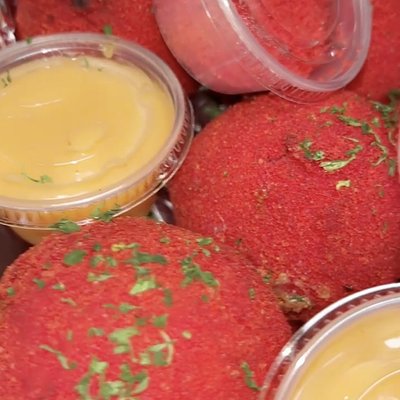 (3)CHICKEN CHEETOS BALLS 